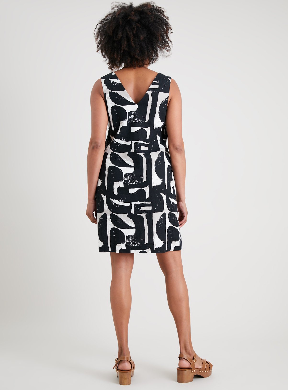 Mono Block Print Linen-Rich Shift Dress - 8 - Image 5 thumbnail